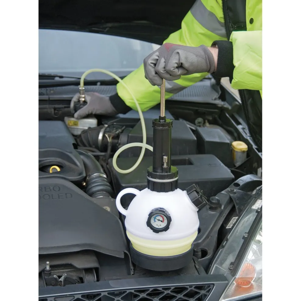 Manual Pressure Brake Bleeder